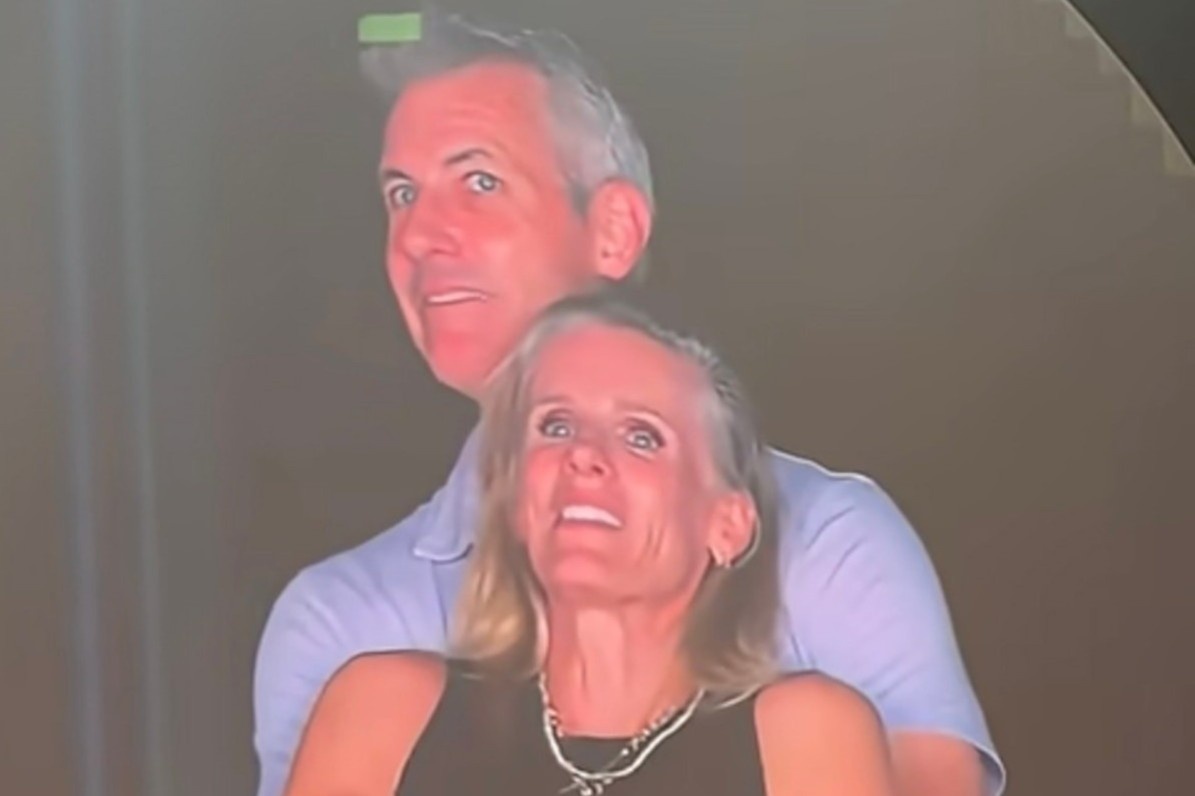 Giam doc nhan su bi tom song ngoai tinh chinh thuc len tieng hinh anh