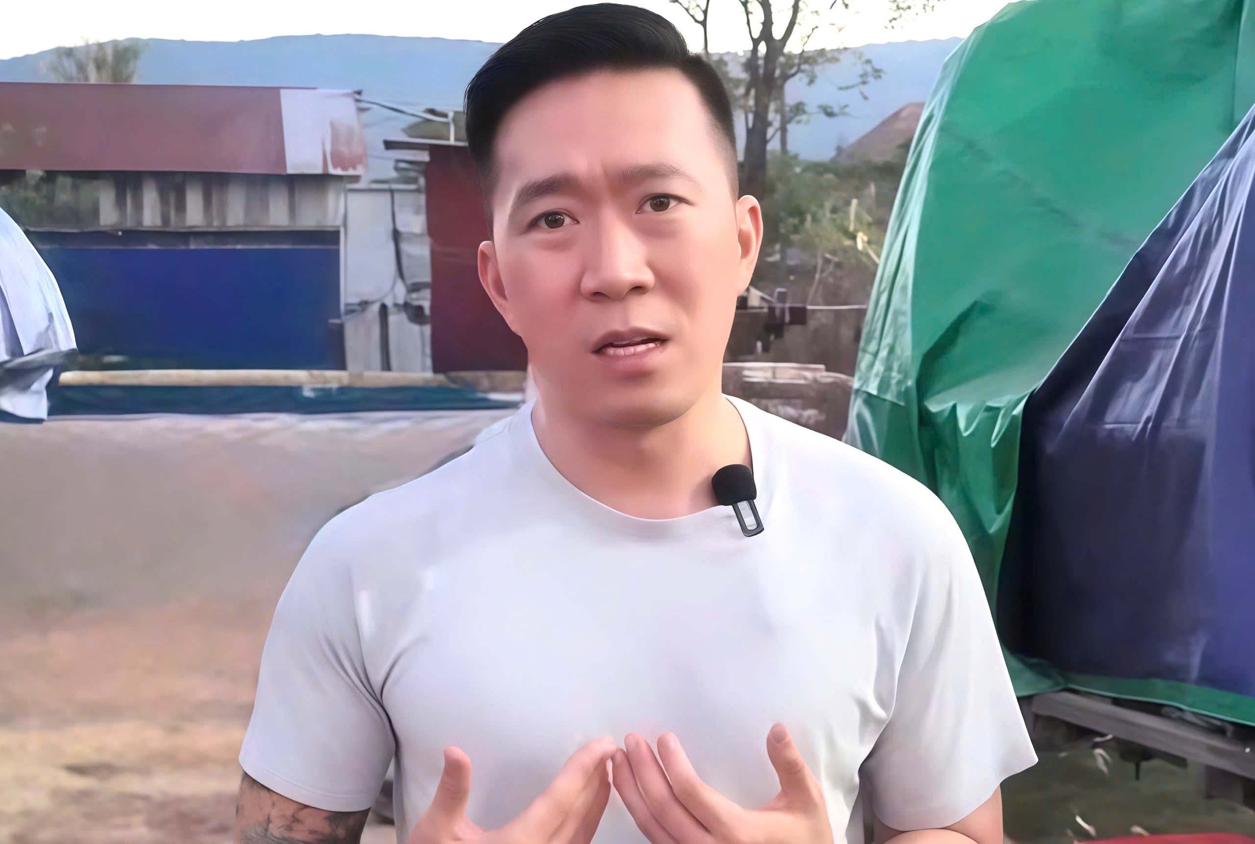 Phim cua Hoang Nam chi ban duoc 16 ve hom nay hinh anh