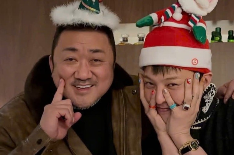 Buc anh gay sot cua Ma Dong Seok va G-Dragon hinh anh