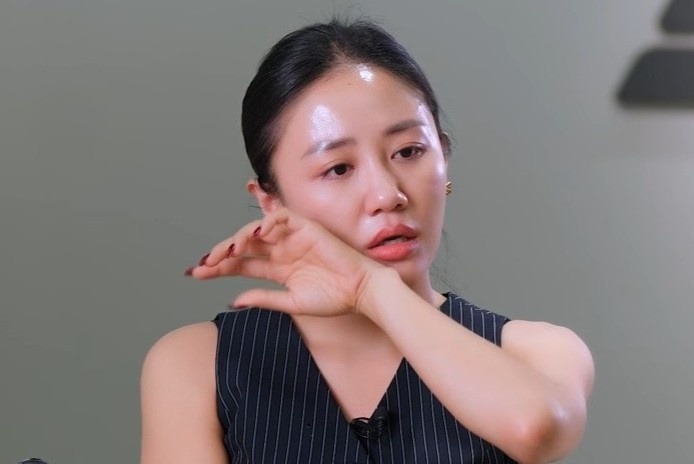 Van Mai Huong bat khoc noi ve chuyen do vo tinh cam hinh anh