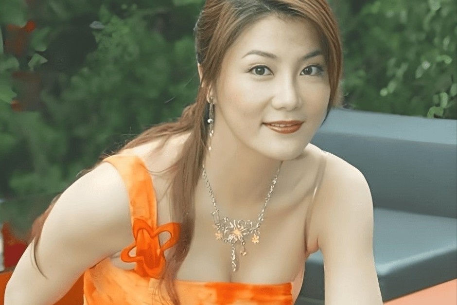 Cuoc song doc than o tuoi U60 cua 'nu than Kung fu' Duong Le Thanh hinh anh