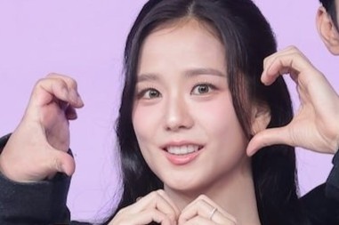 Phim cua Jisoo bi che van gay sot hinh anh