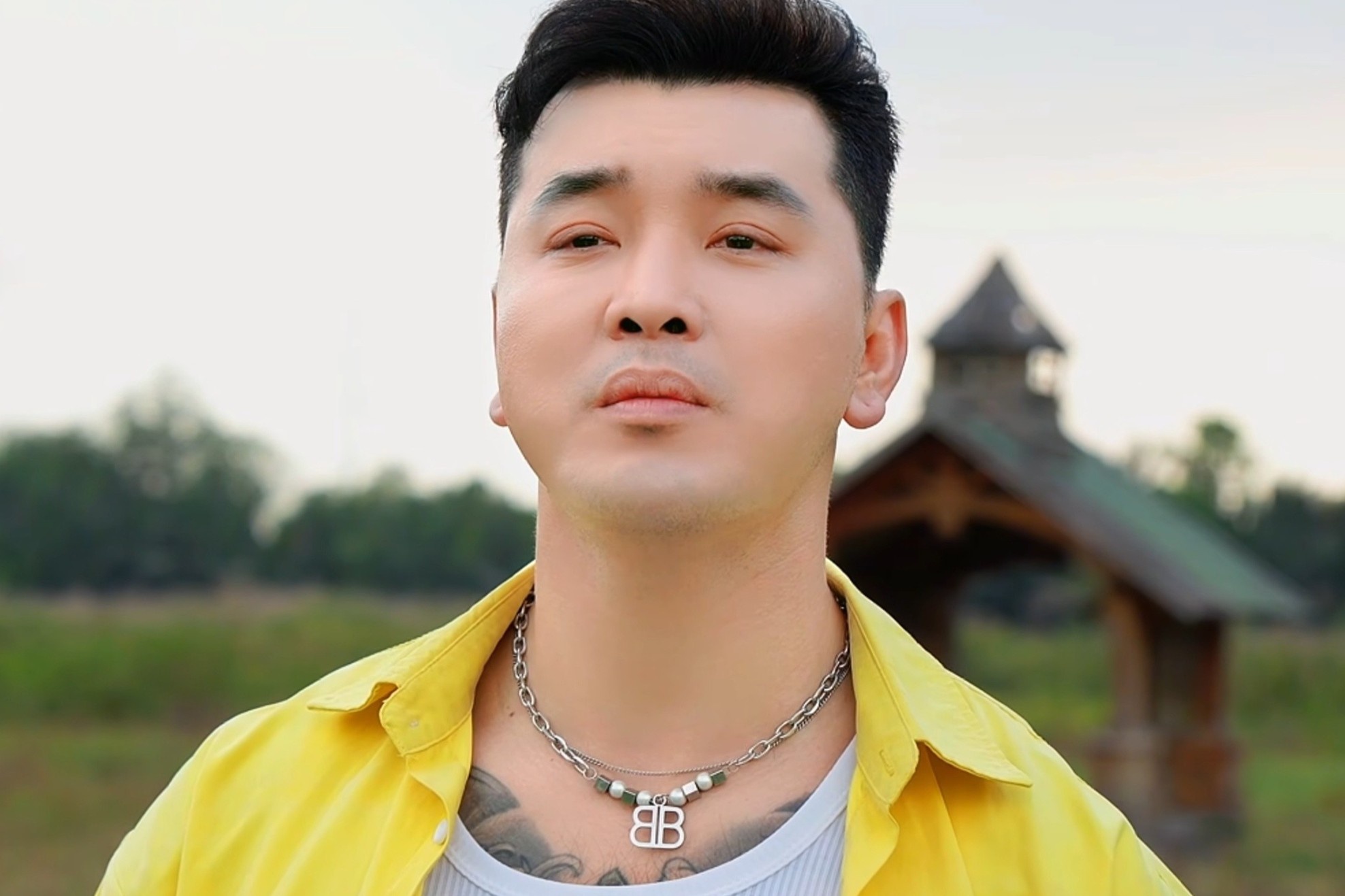 Ung Hoang Phuc be bang hinh anh