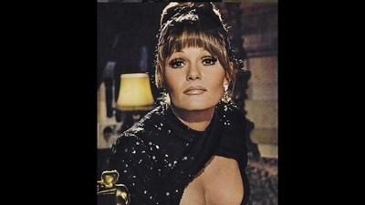 Bieu tuong goi cam Valerie Perrine qua doi hinh anh