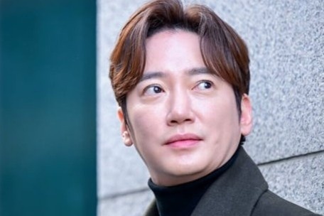 Lee Sang Bo qua doi hinh anh