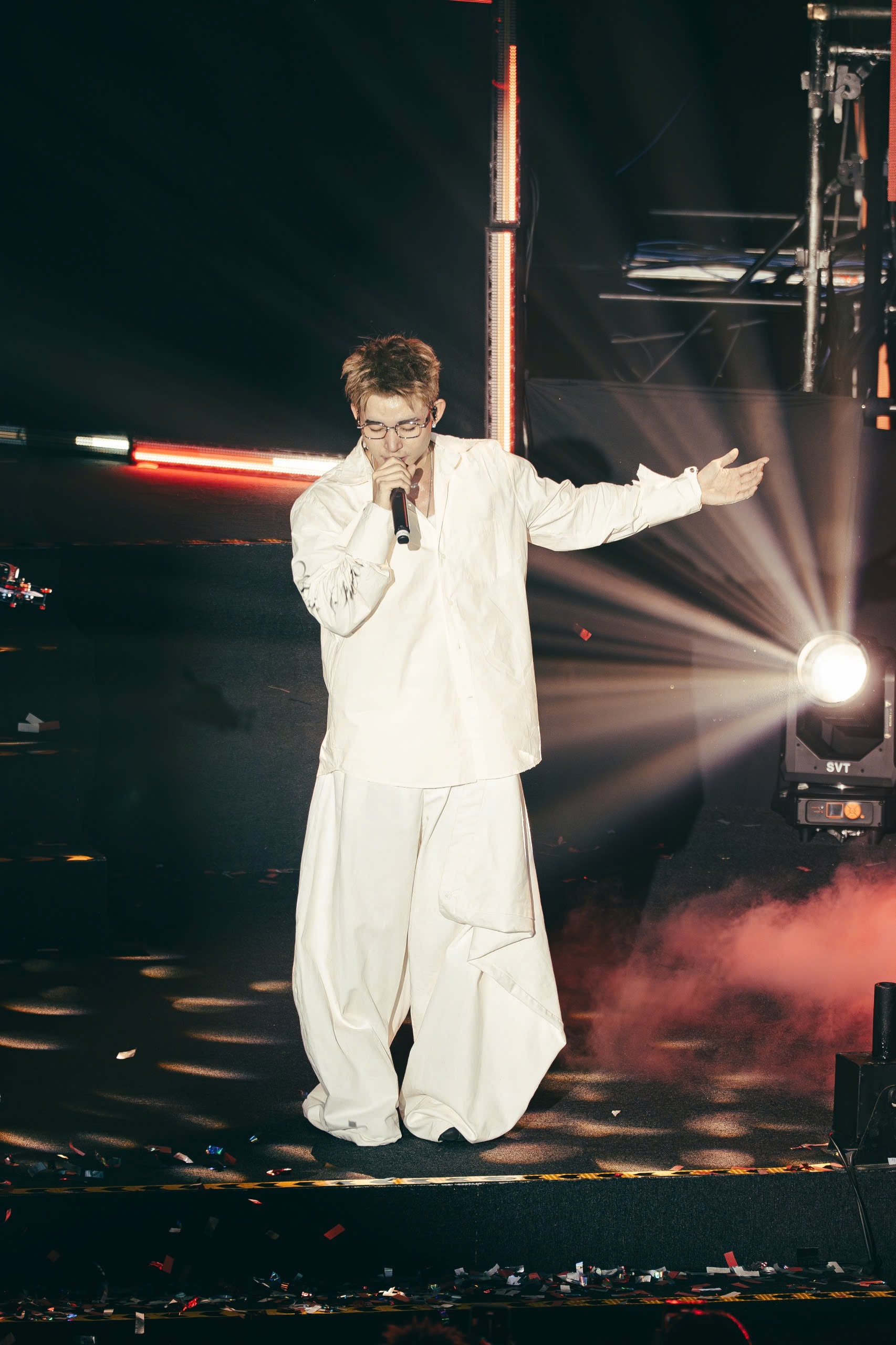 Jun Phạm ảnh 3 Jun Pham anh 3