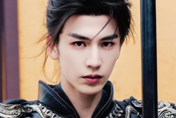 Dien vien tre 'te nhat Trung Quoc' hinh anh