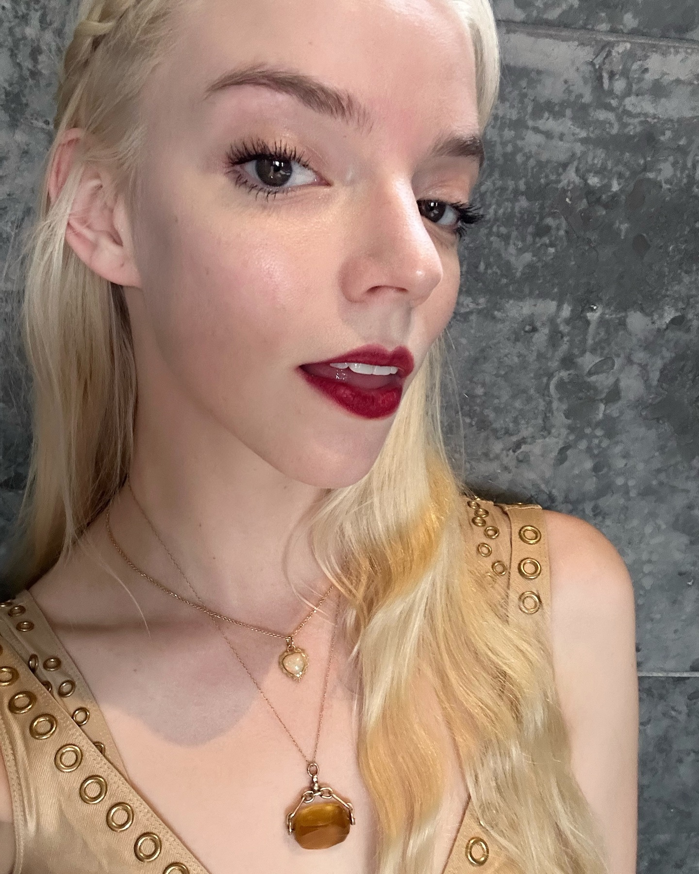 Anya Taylor-Joy anh 12