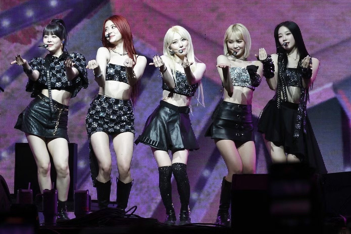 Boc tran san khau live - bao nhieu % la hat that hinh anh