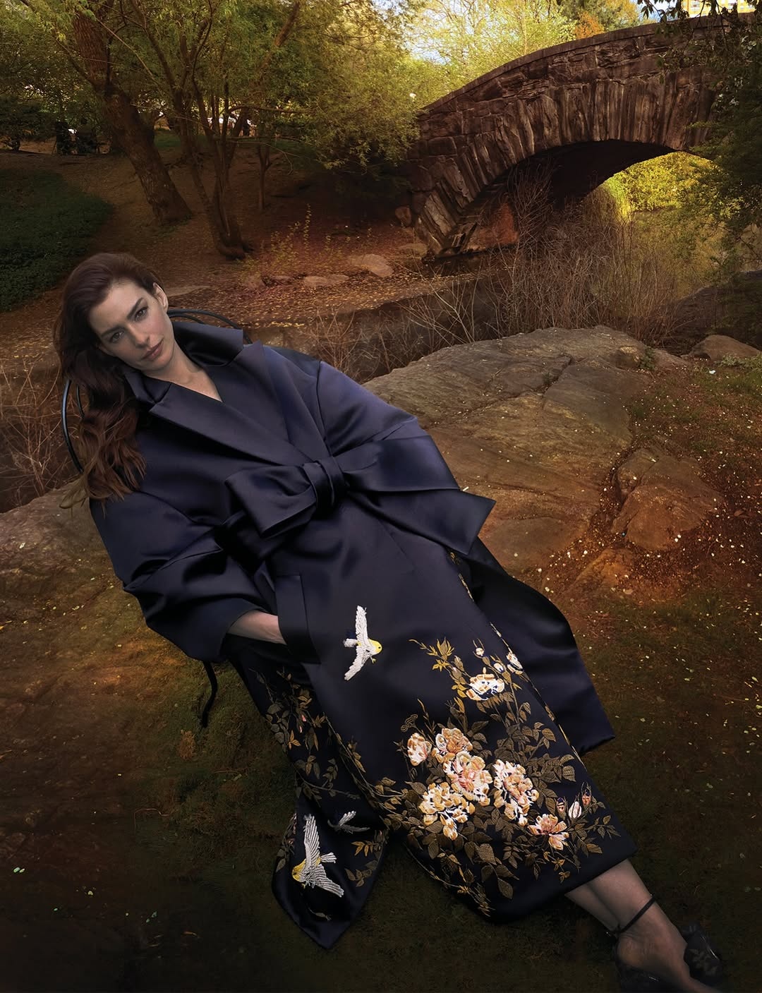 Anne Hathaway anh 10