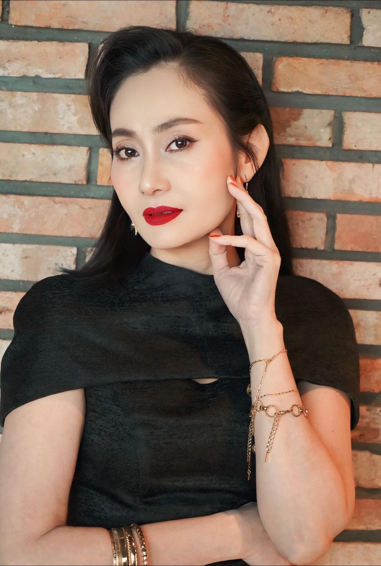 Hanh Thuy anh 1