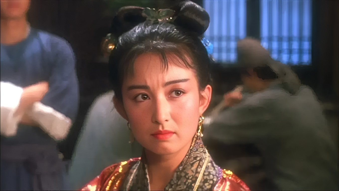 Dien vien Hong Mai qua doi hinh anh
