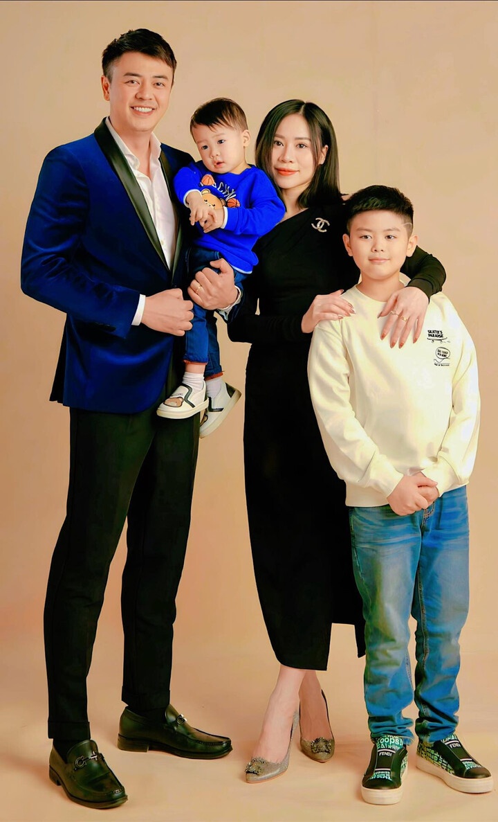 Tuan Tu anh 4