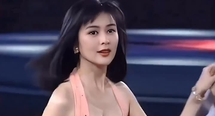 'De nhat my nhan' Quan Chi Lam hien tai hinh anh