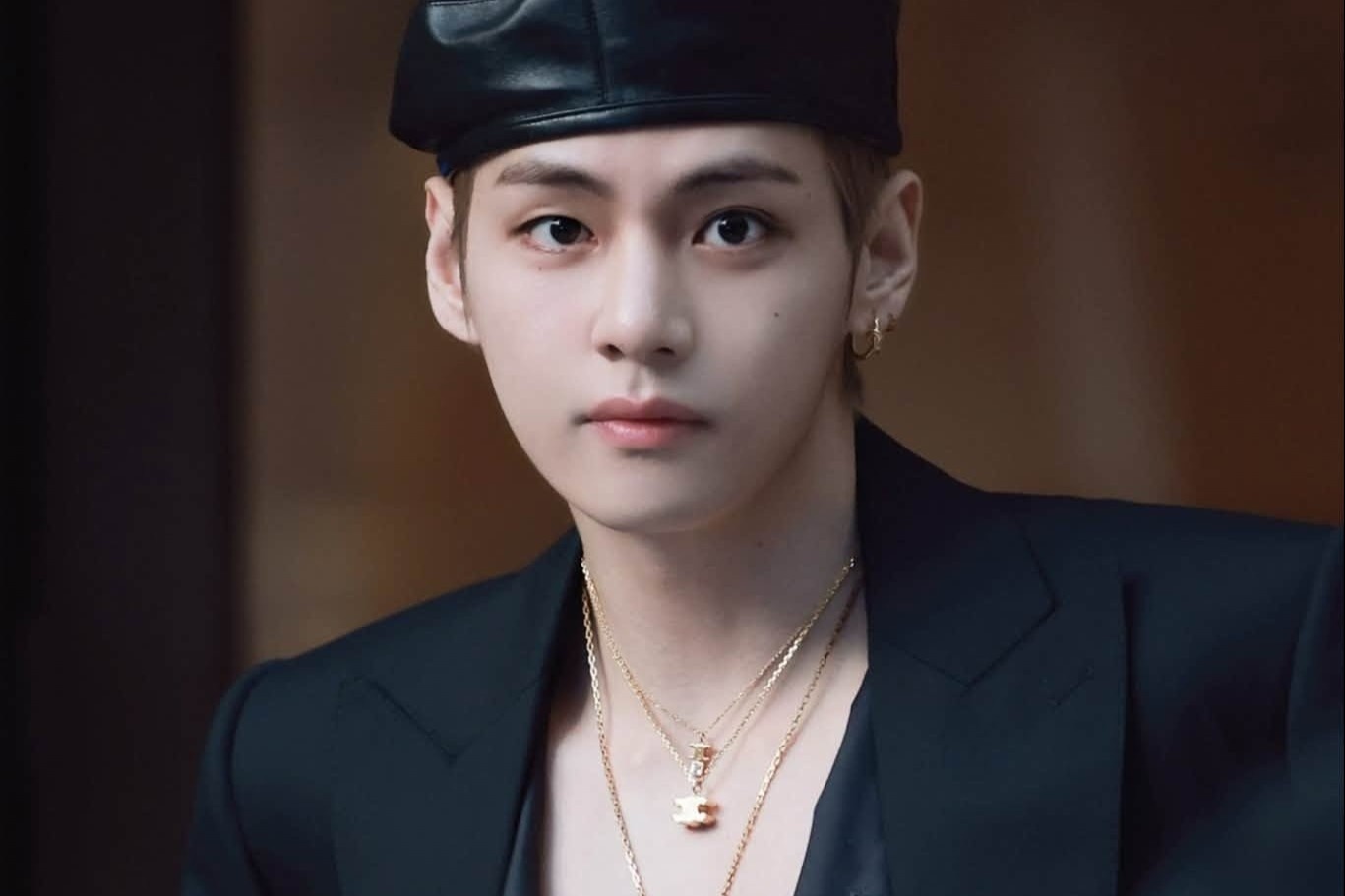 Sot vi V (BTS) hinh anh
