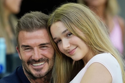 Con gái David Beckham ở tuổi 15