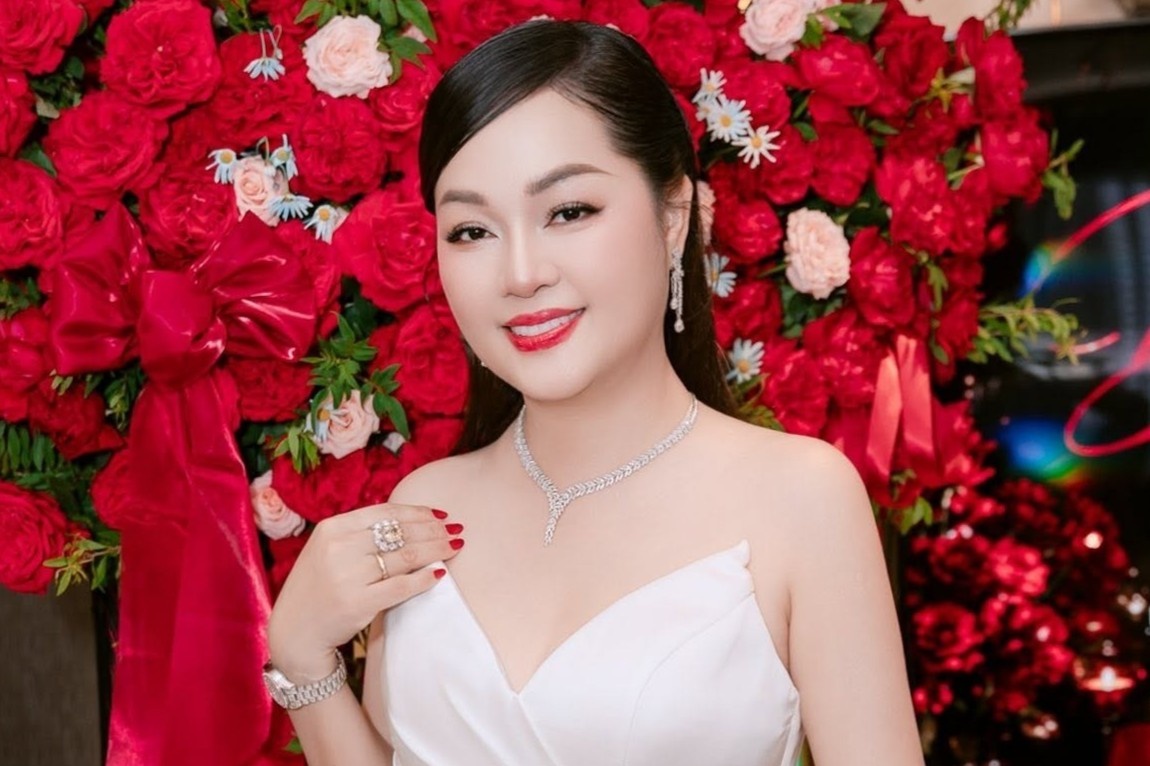 Á hậu, 'bà trùm vương miện' Hoàng Thị Thanh Nga mới bị bắt là ai?