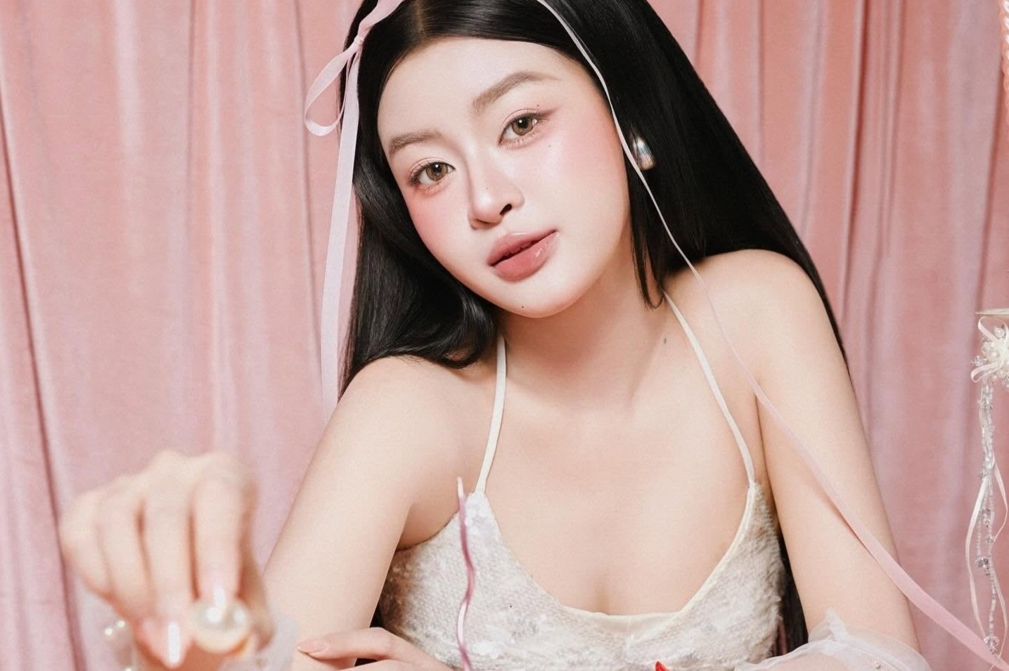 Khoảnh khắc gây bàn tán của Phương Anh và Ý Nhi