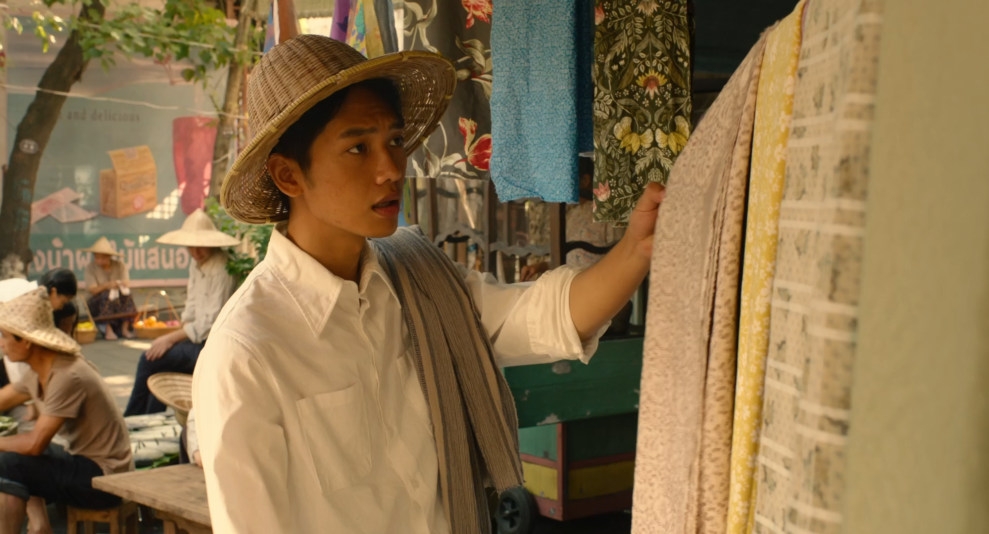 Thư t&igrave;nh gửi ngoại ảnh 2