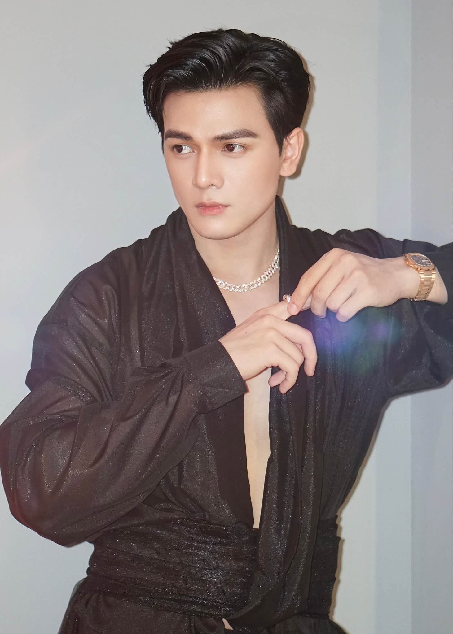L&ecirc; Xu&acirc;n Tiền ảnh 14