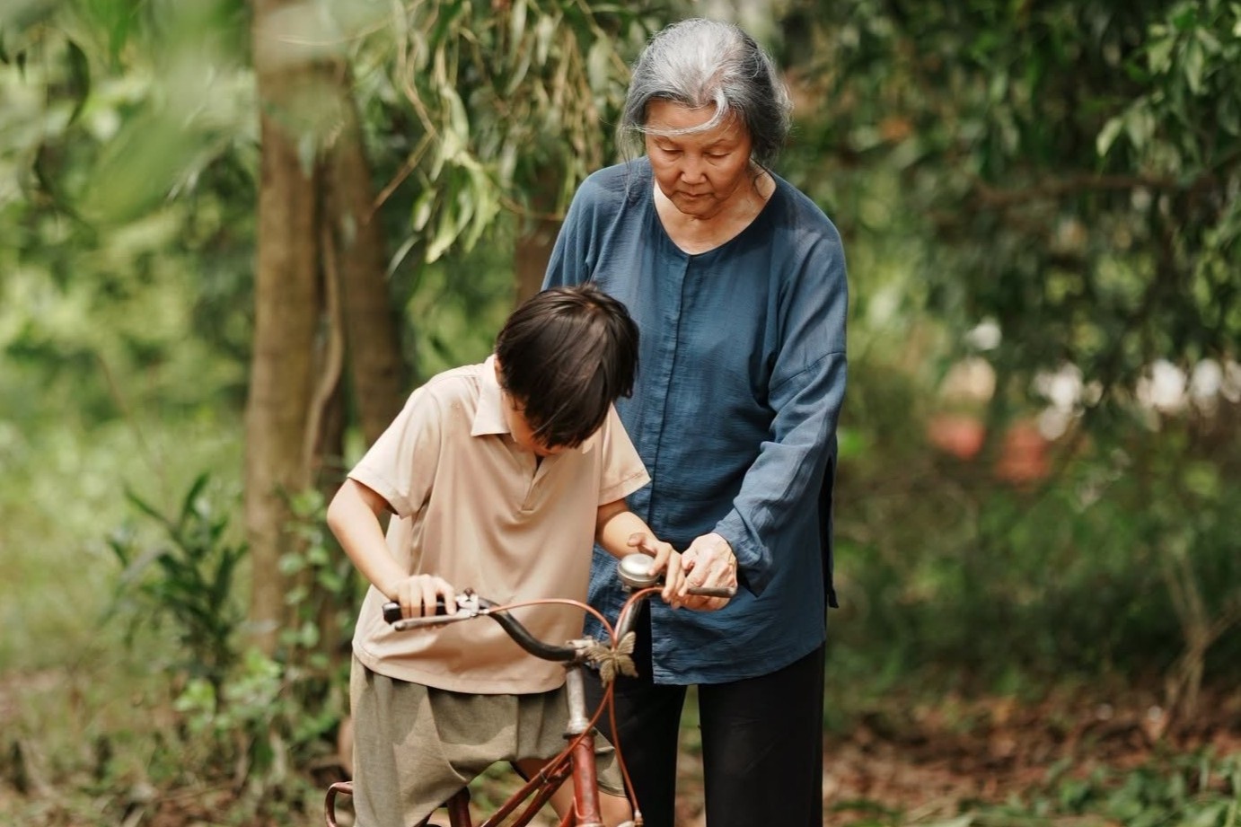Phim có Kiều Chinh khó bán vé