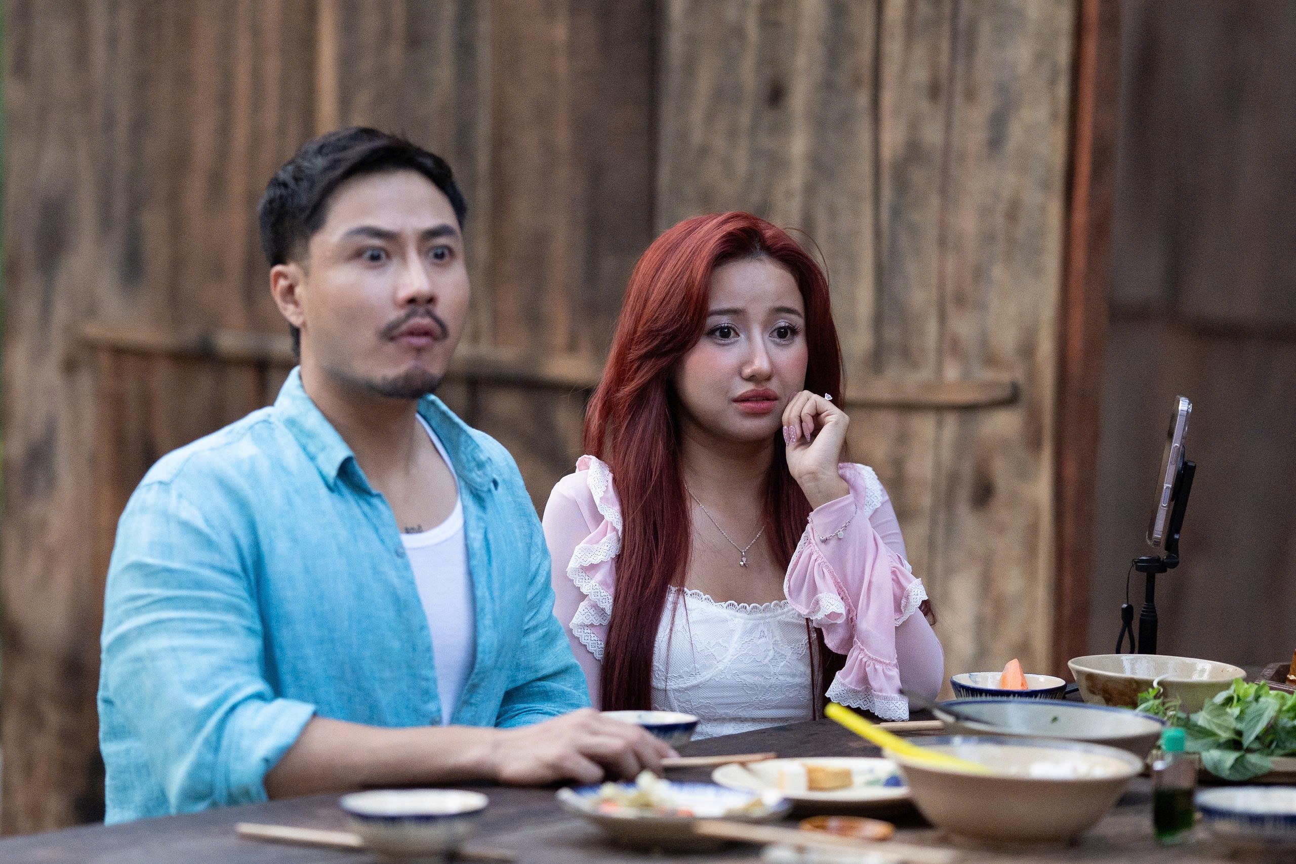 &aacute;n mạng karaoke ảnh 2