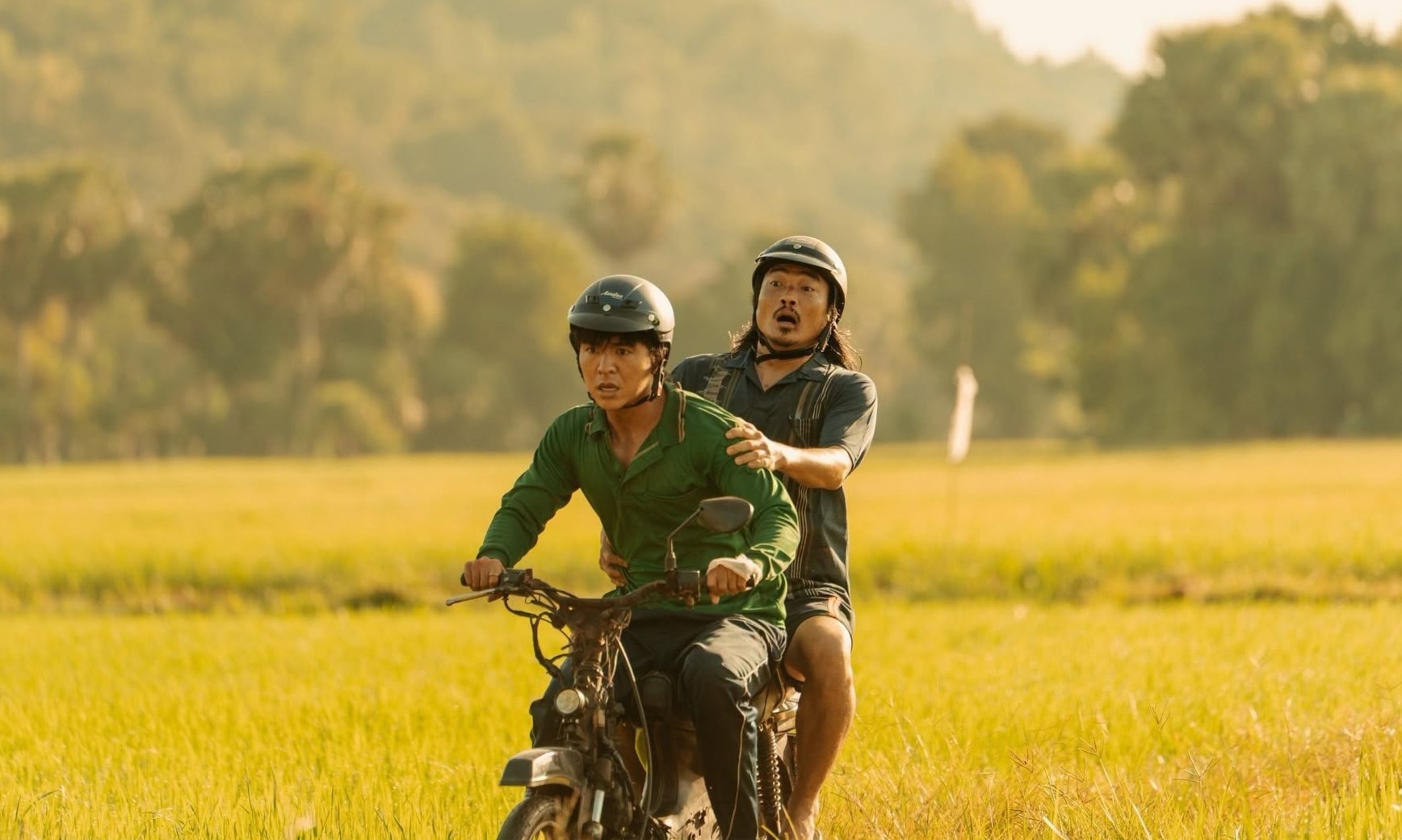 Trại bu&ocirc;n người ảnh 4