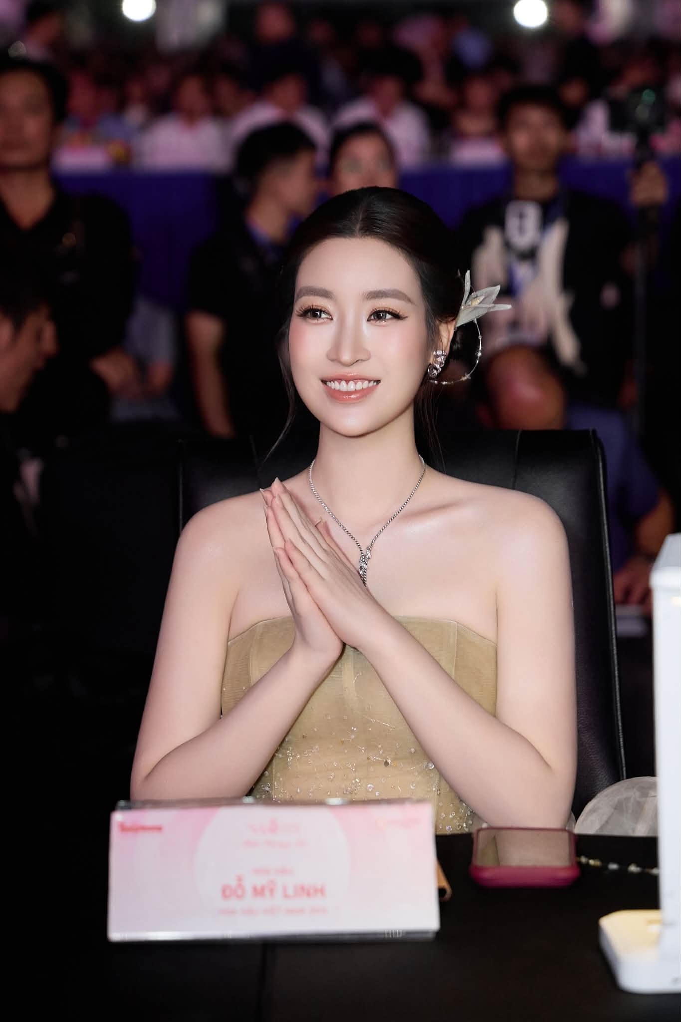 Đỗ Mỹ Linh ảnh 4 Đỗ Mỹ Linh ảnh 4