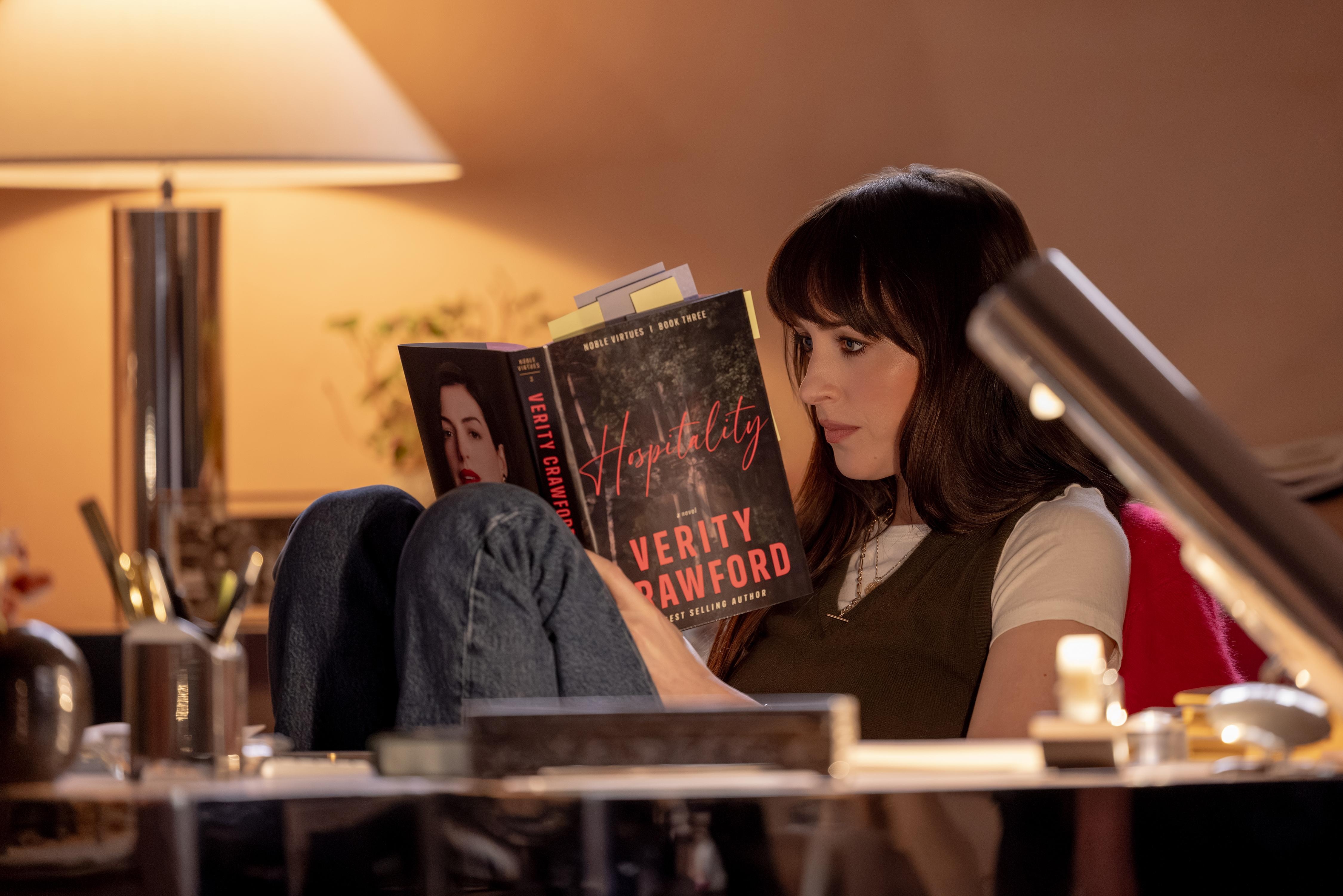 Dakota Johnson ảnh 2