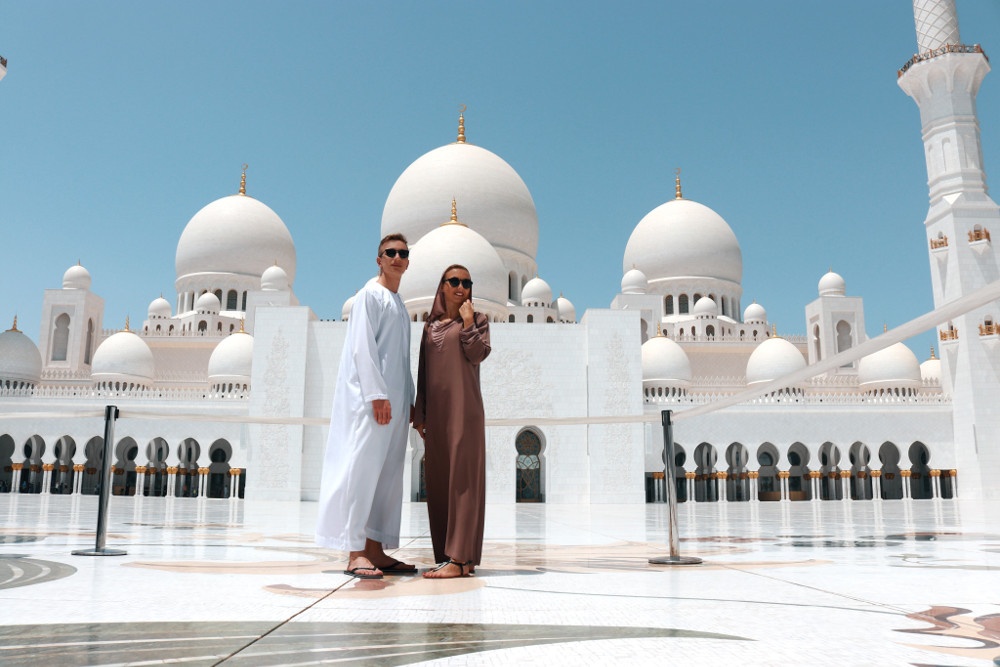 Nha tho Hoi giao doc dao cua vung Trung Dong hinh anh