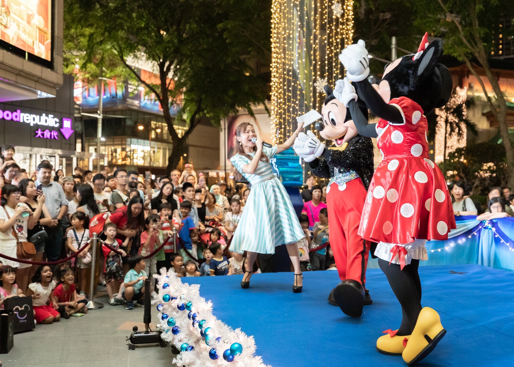 du lich Singapore mua le hoi anh 4