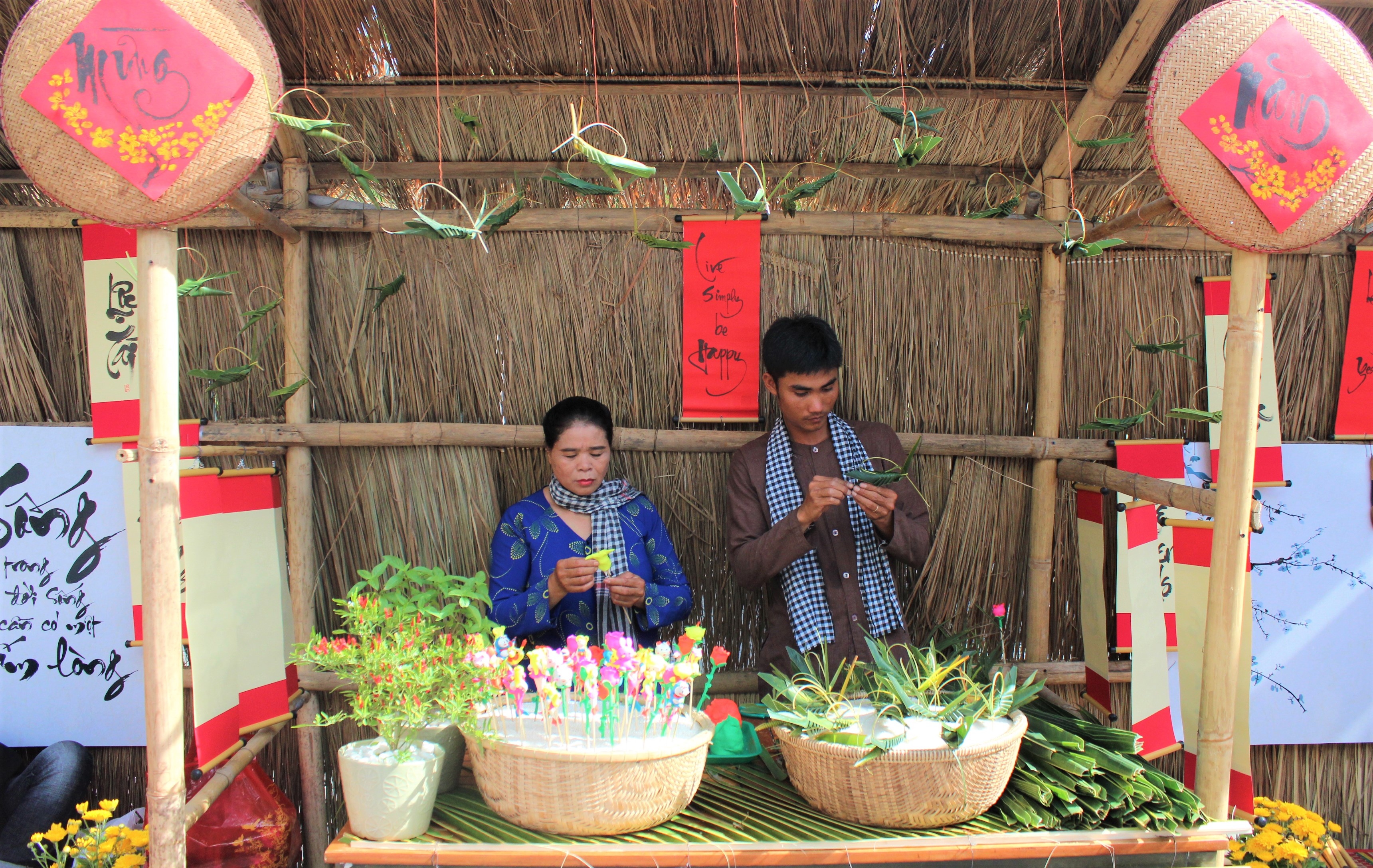 nguoi nuoc ngoai don Tet Am lich anh 12