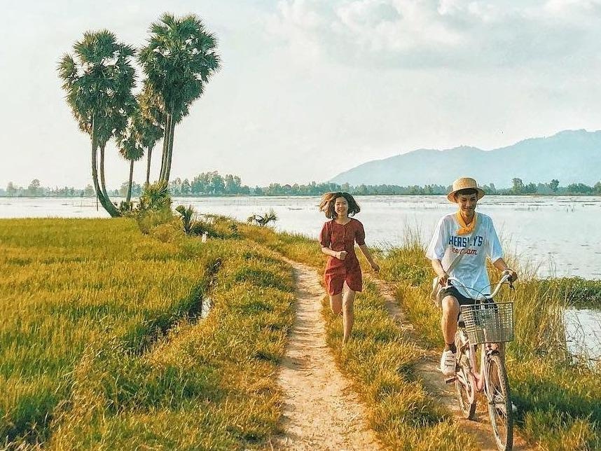 Den An Giang dip Tet, check-in 4 dia diem dep man nhan hinh anh