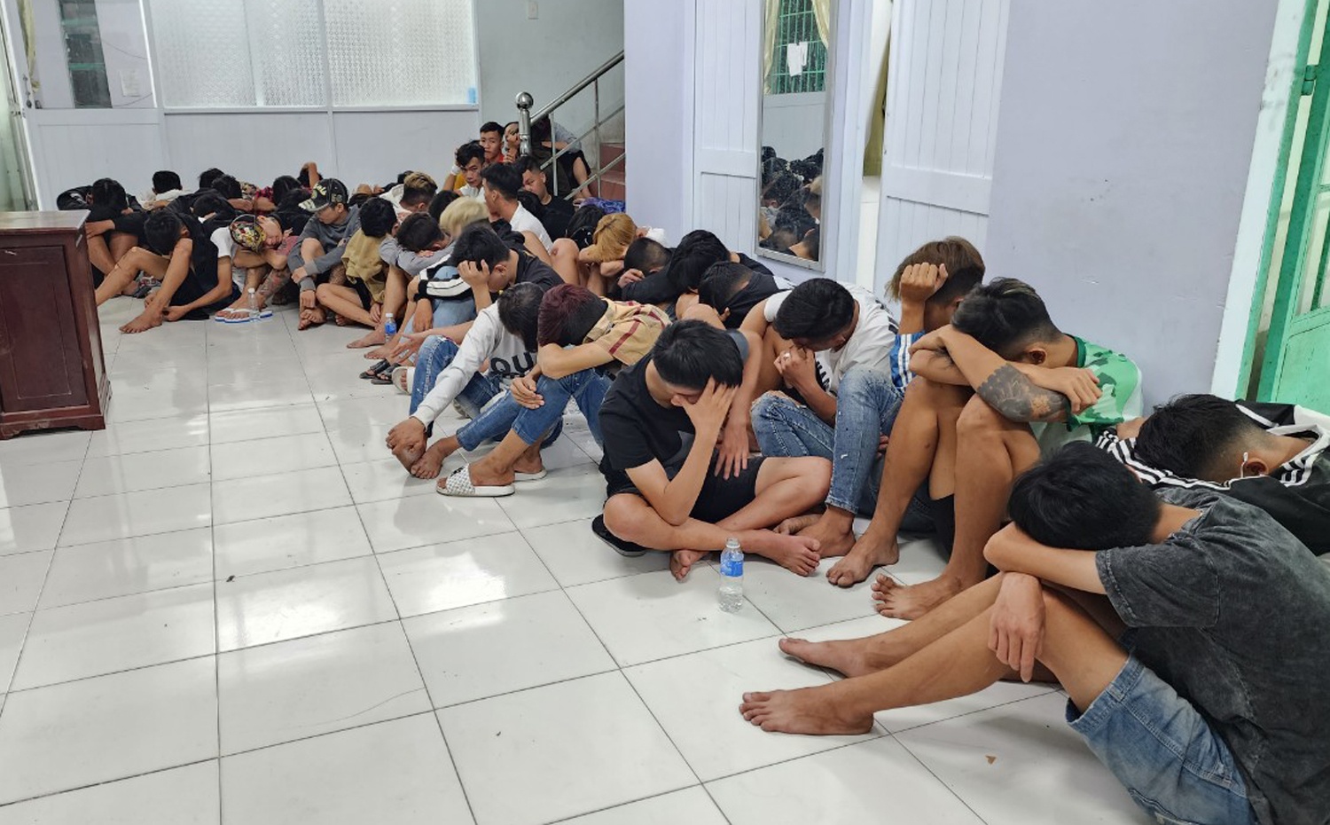 46 người đi đánh nhau ảnh 1 46 nguoi di danh nhau anh 1