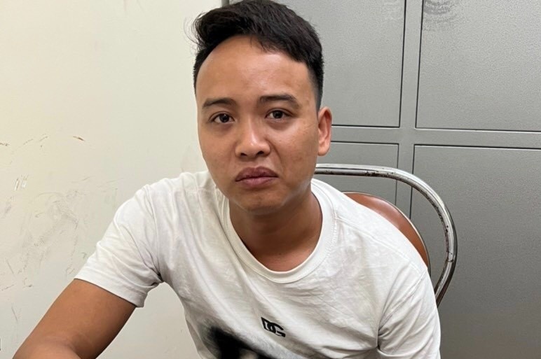 Bat giu nghi pham dung sung cuop tai cua hang The Gioi Di Dong hinh anh