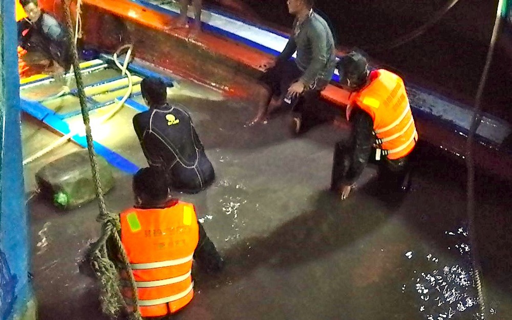 Tu vong trong ham may anh 1