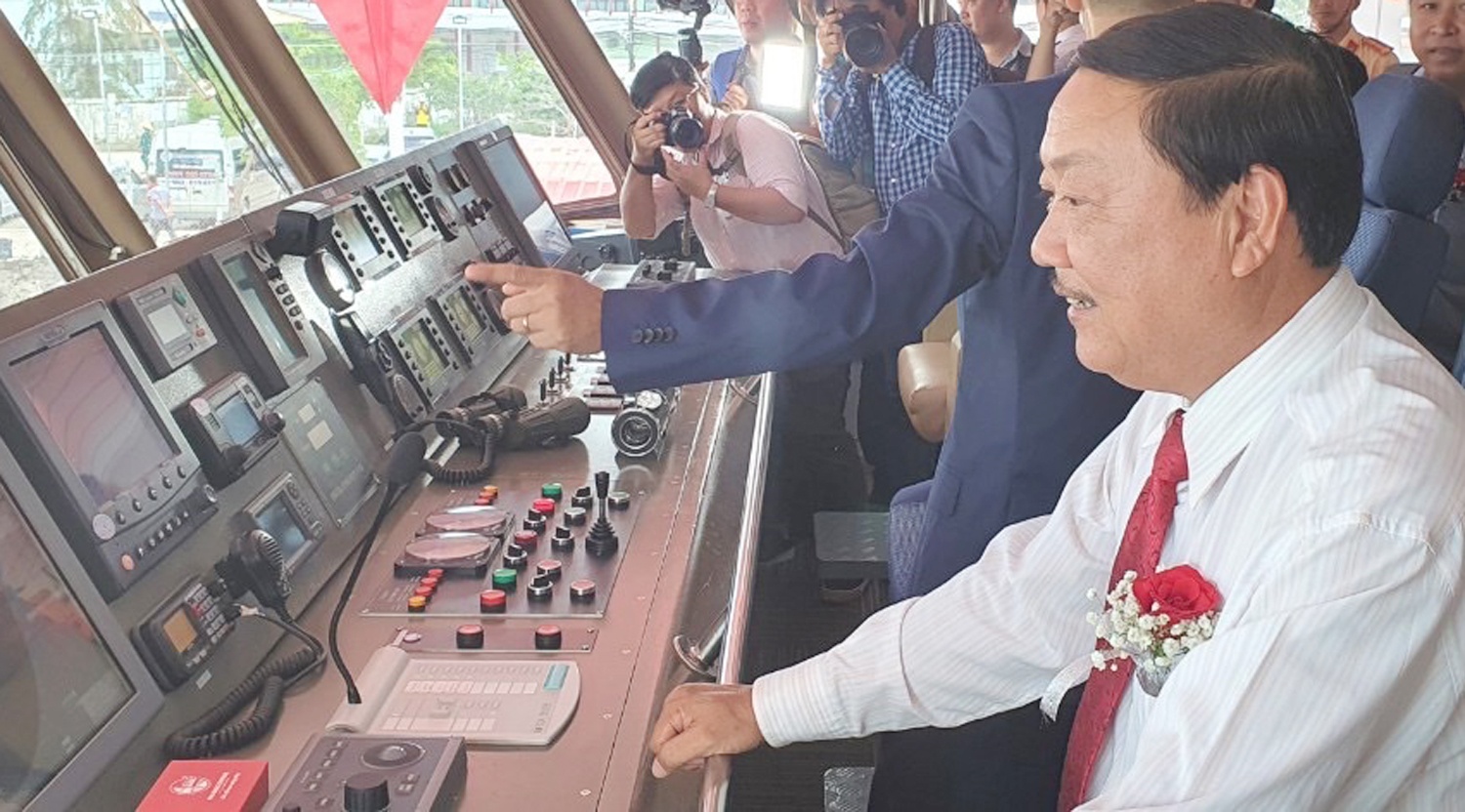 Tuyen tau cao toc Ca Mau - Phu Quoc chuan bi chay tro lai hinh anh