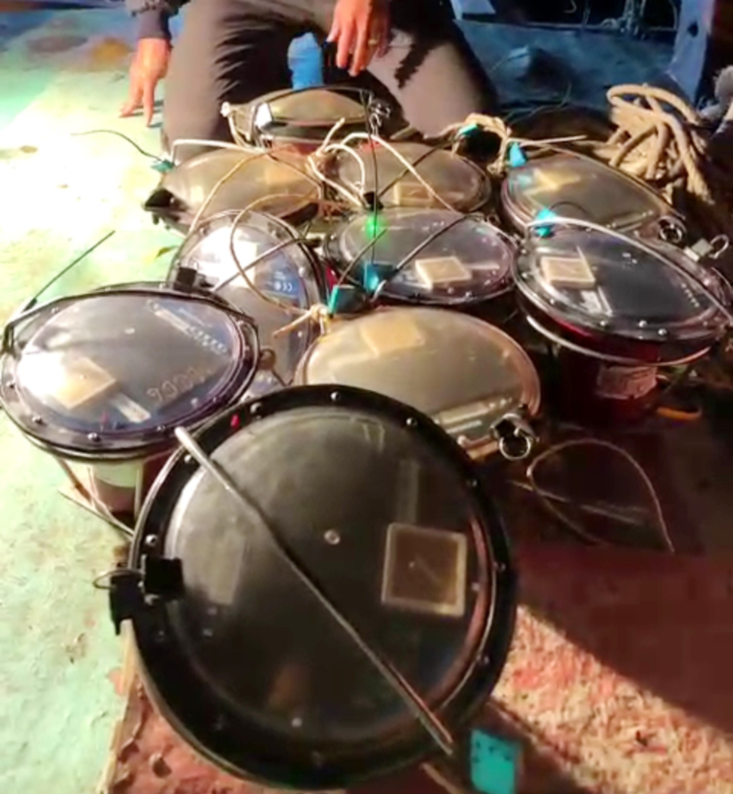 Thao thiet bi giam sat anh 1