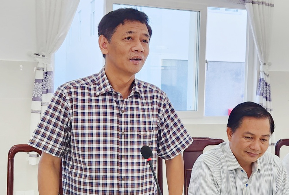 Lanh dao tinh Soc Trang an sang, lam viec voi doanh nghiep hinh anh