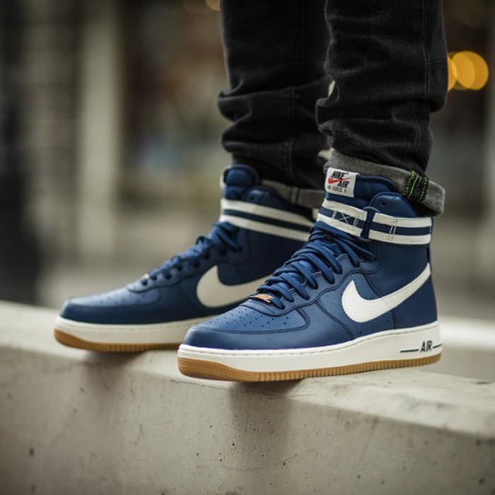 Những mẫu giày sneaker các tín đồ thời trang nên cập nhật ngay ảnh 3 Nhung mau giay sneaker cac tin do thoi trang nen cap nhat ngay anh 3