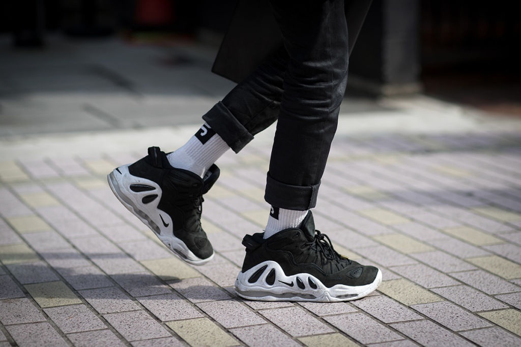 Ngắm loạt sneaker nổi bật tại tuần lễ Tokyo Fashion Week ảnh 2 Ngam loat sneaker noi bat tai tuan le Tokyo Fashion Week anh 2