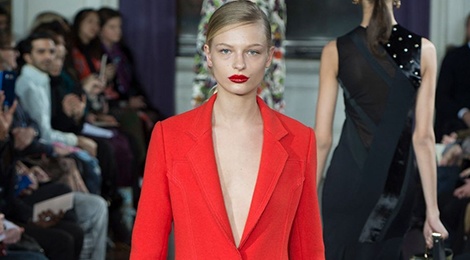 Nhung sac mau len ngoi trong mua mot nam nay hinh anh