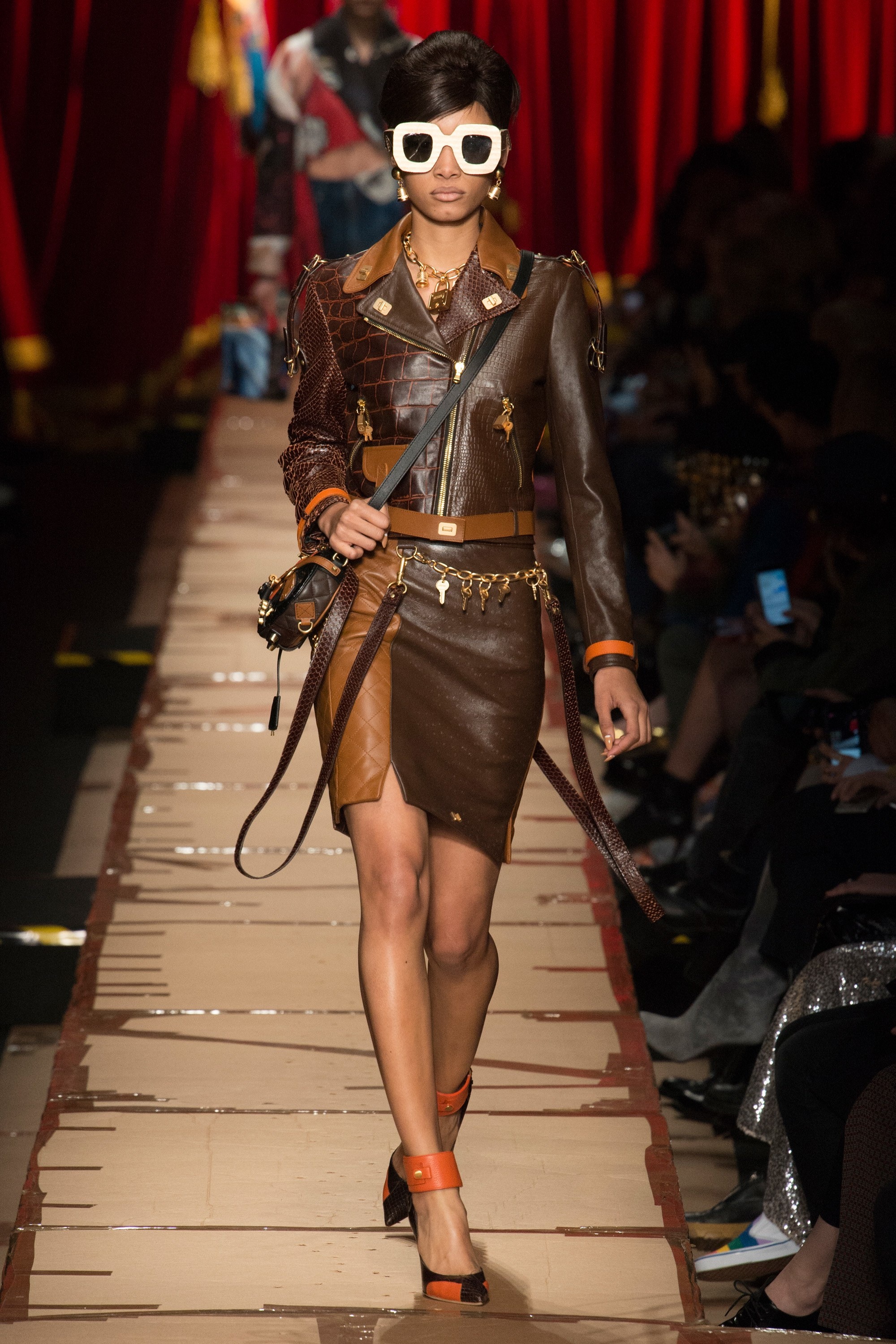 Nhung mau sac len ngoi trong mua thu dong nam nay. anh 2