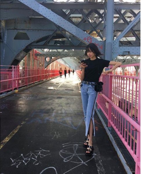 Dan nguoi mau the gioi khoe street style an tuong tuan qua anh 10