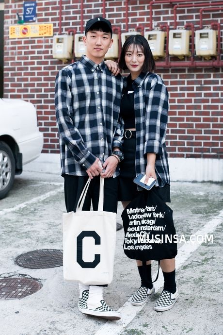 Dàn tín đồ thời trang Hàn Quốc chào thu bằng loạt trang phục sành điệu ảnh 9 Dan tin do thoi trang Han Quoc chao thu bang loat trang phuc sanh dieu anh 9