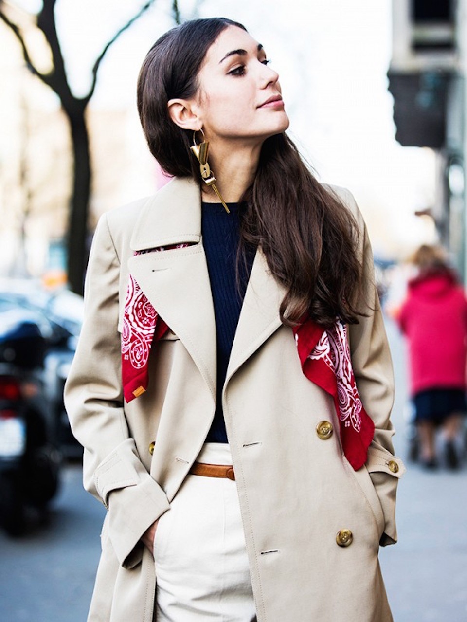 Cach phoi hop khan choang co sanh dieu trong ngay giao mua anh 9