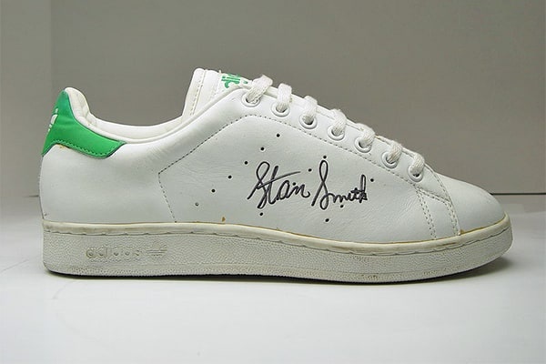 Nhung bi mat ve thuong hieu giay adidas anh 1