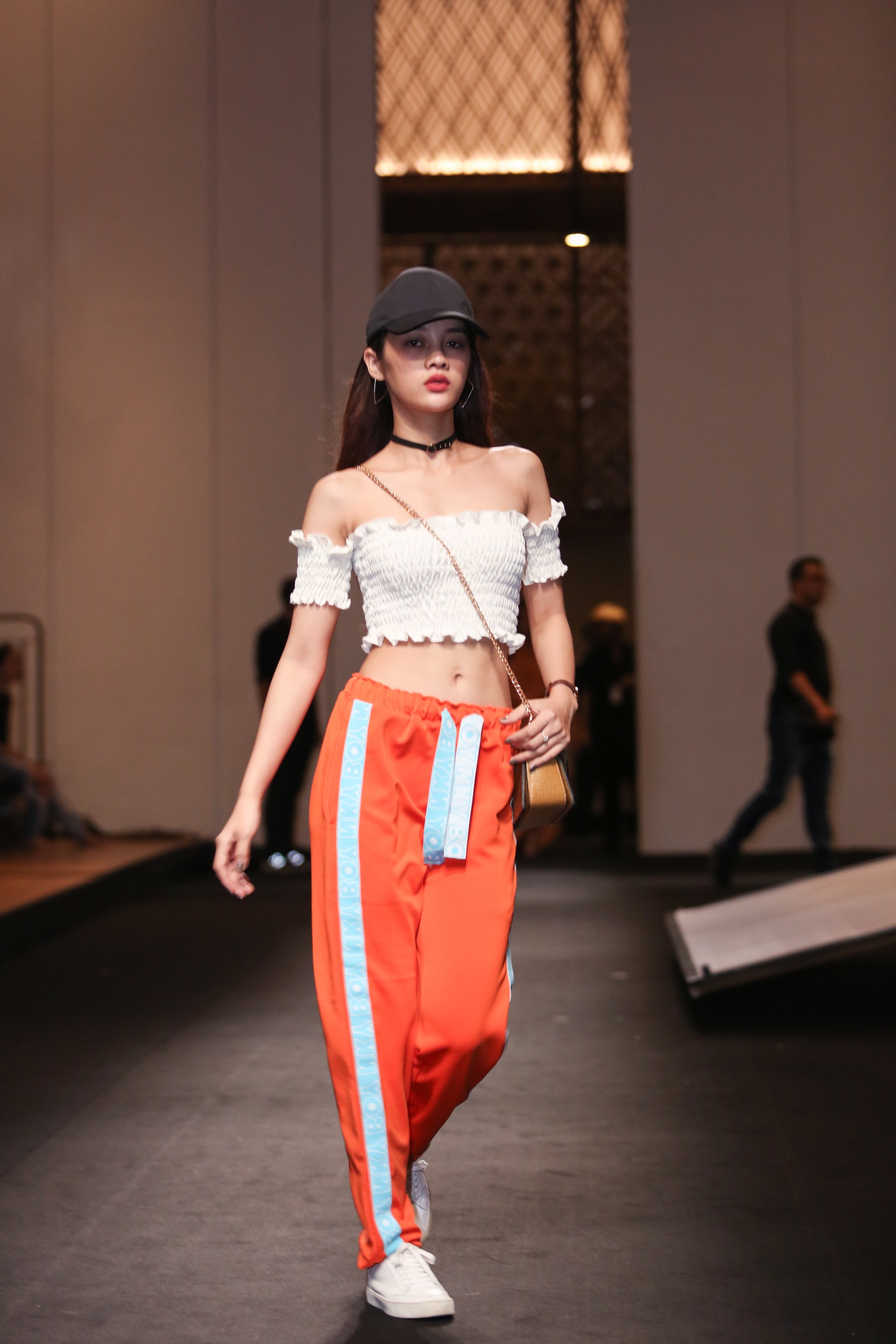 Tu Hao tich cuc chay show ngay sau khi dang quang the Face anh 3