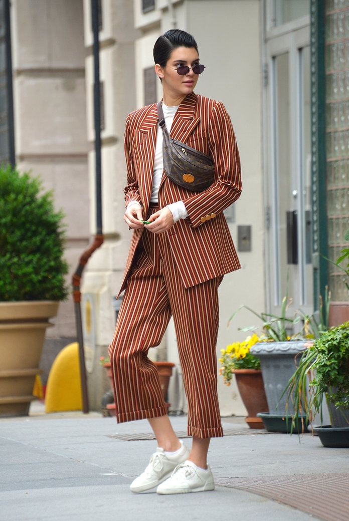 trang phuc doc dao Kendall Jenner anh 3