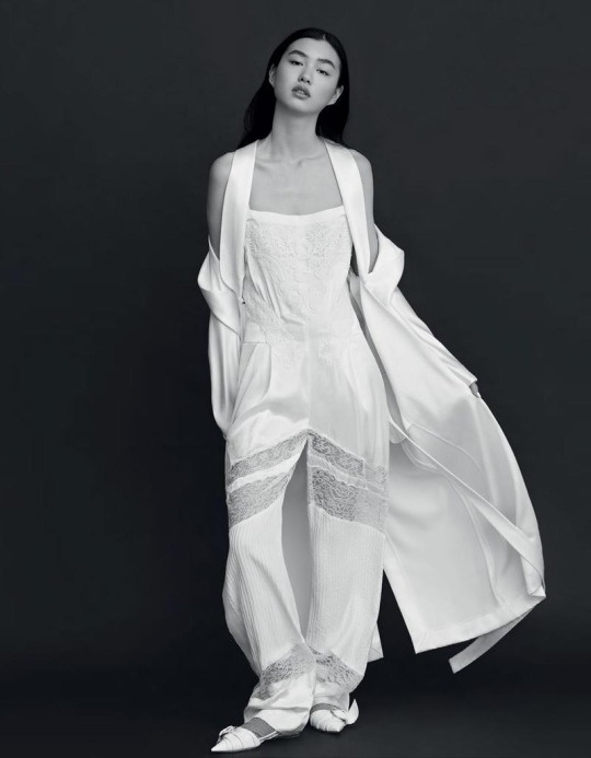 Ngam nhan sac chan dai Trung Quoc dau tien gop mat trong show dien cua Victoria's Secret anh 6